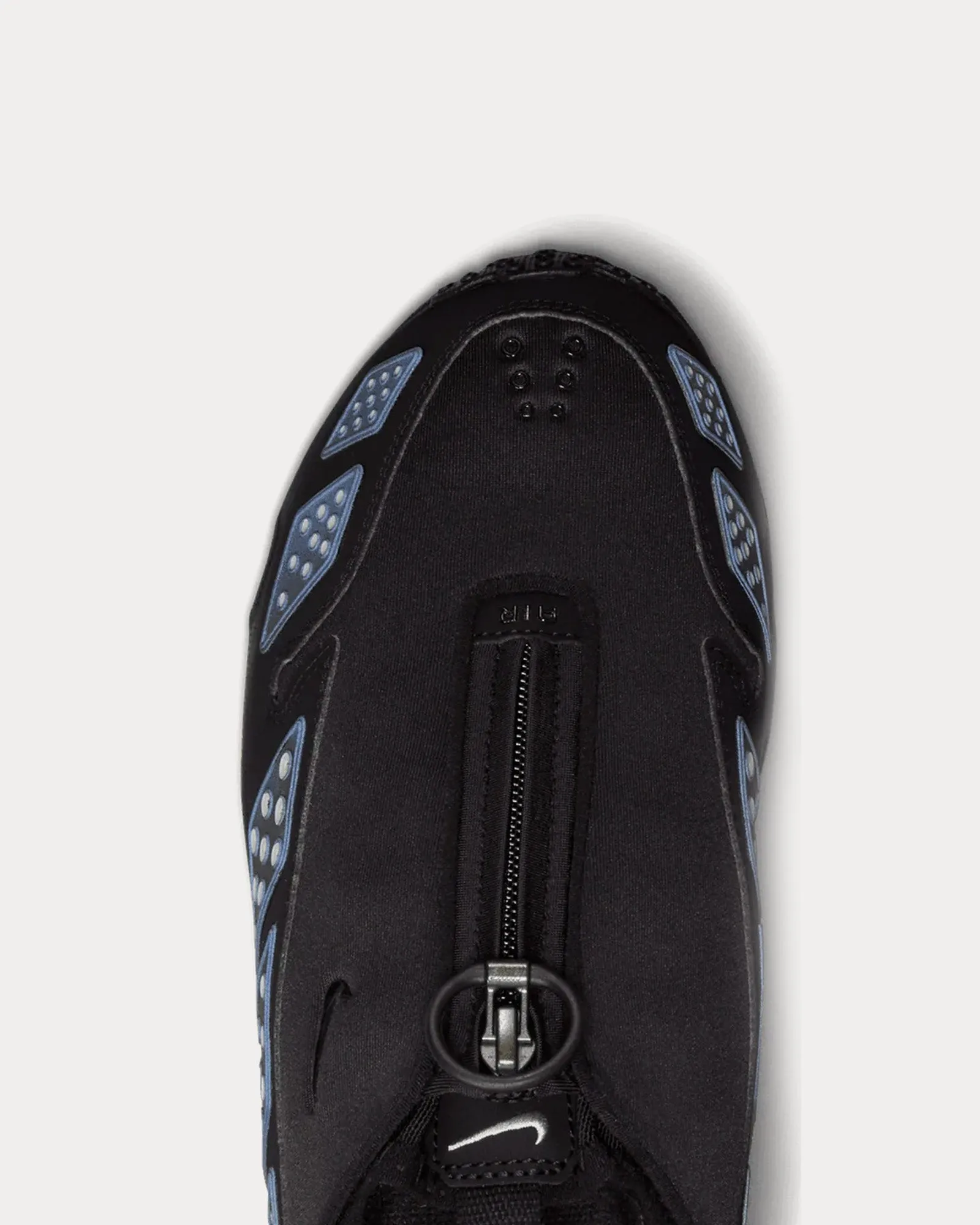 Air Max SNDR Black / Silver Low Top Sneaker