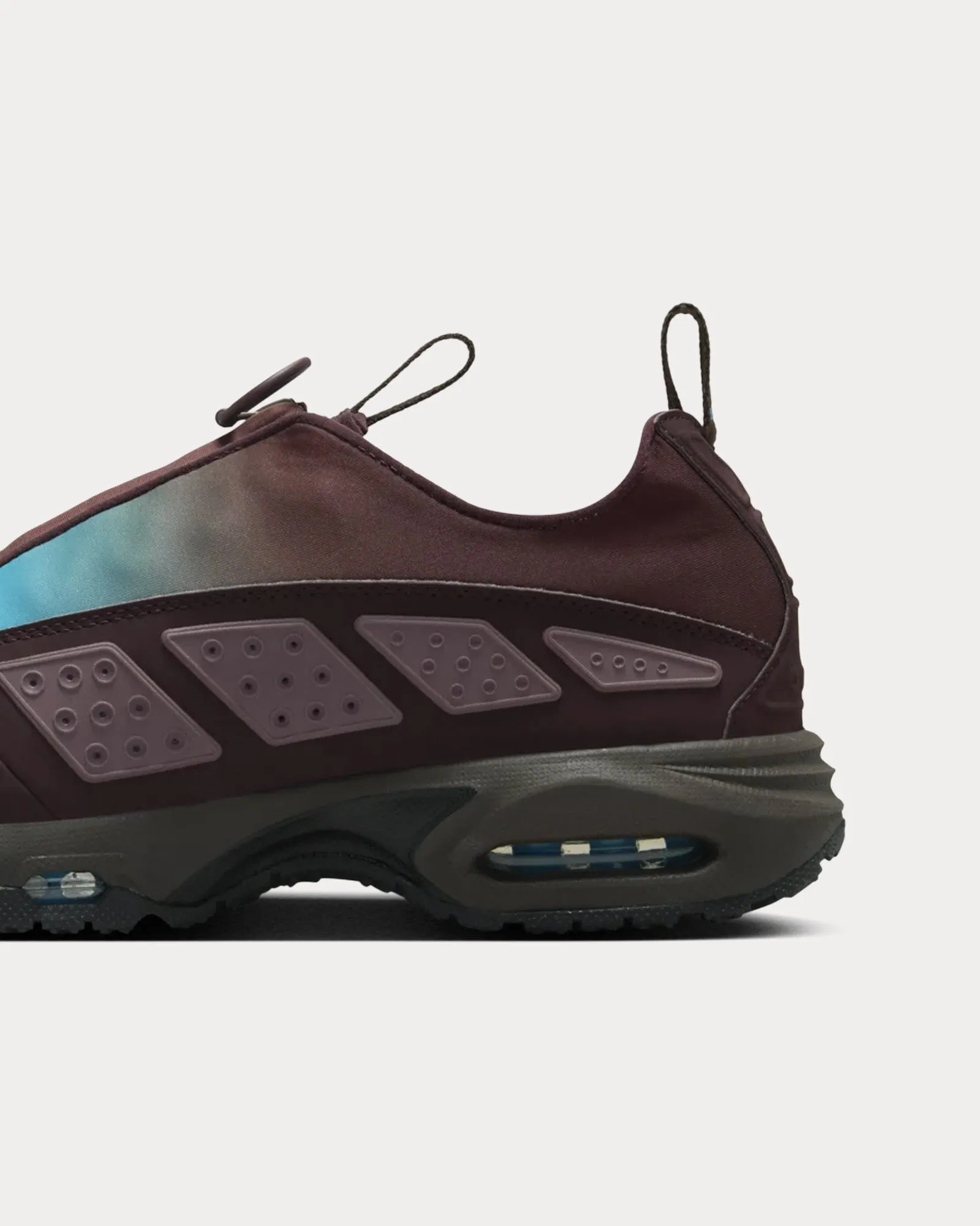 Air Max SNDR Burgundy Crush / Baltic Blue Low Top Sneakers