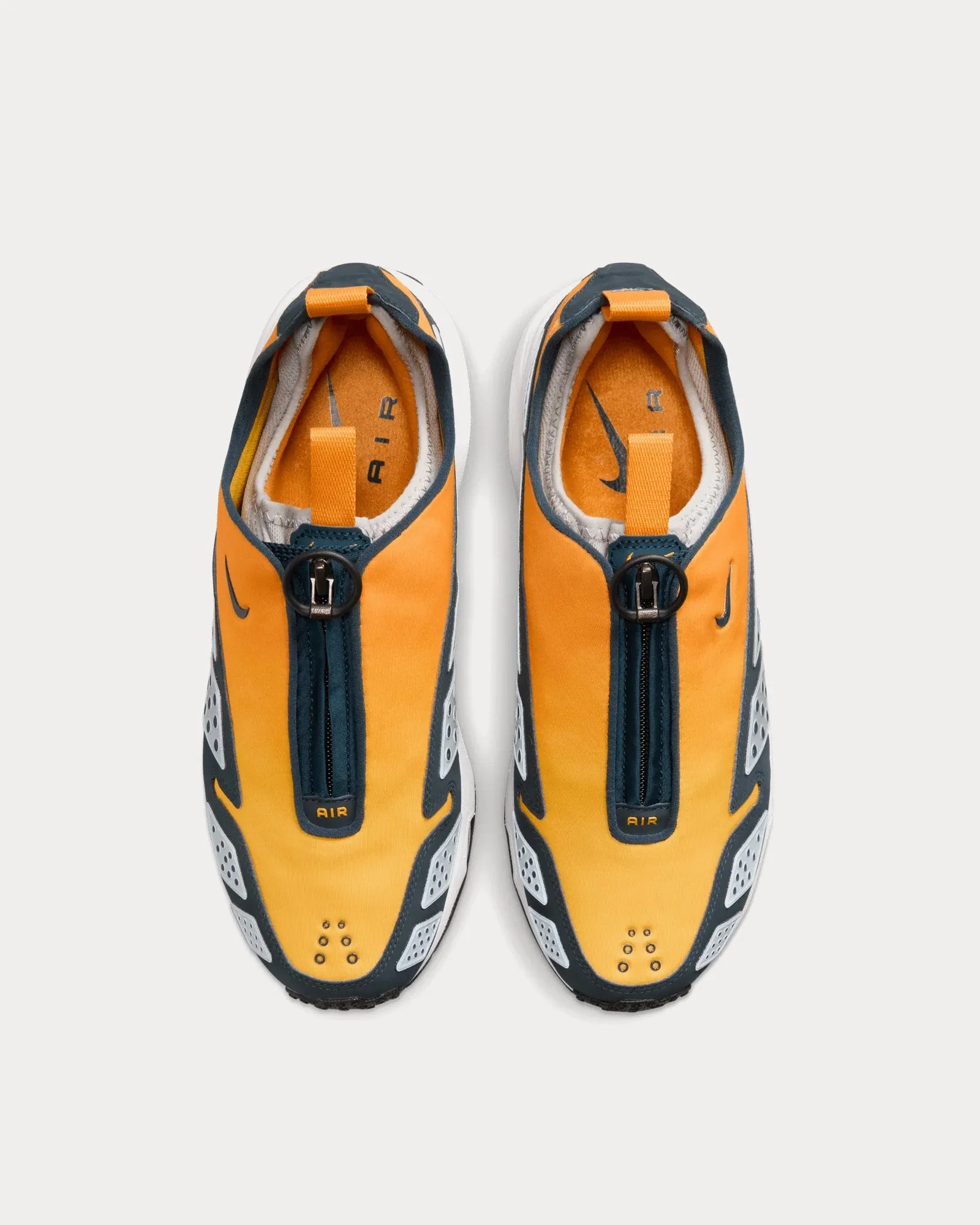 Air Max SNDR Canyon Gold / Deep Ocean Low Top Sneakers