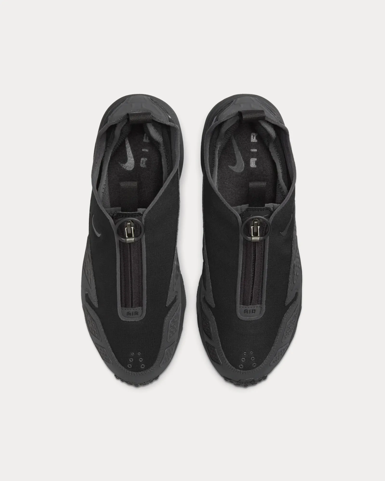 Air Max SNDR Gore-Tex Black / Dark Smoke Grey Low Top Sneakers