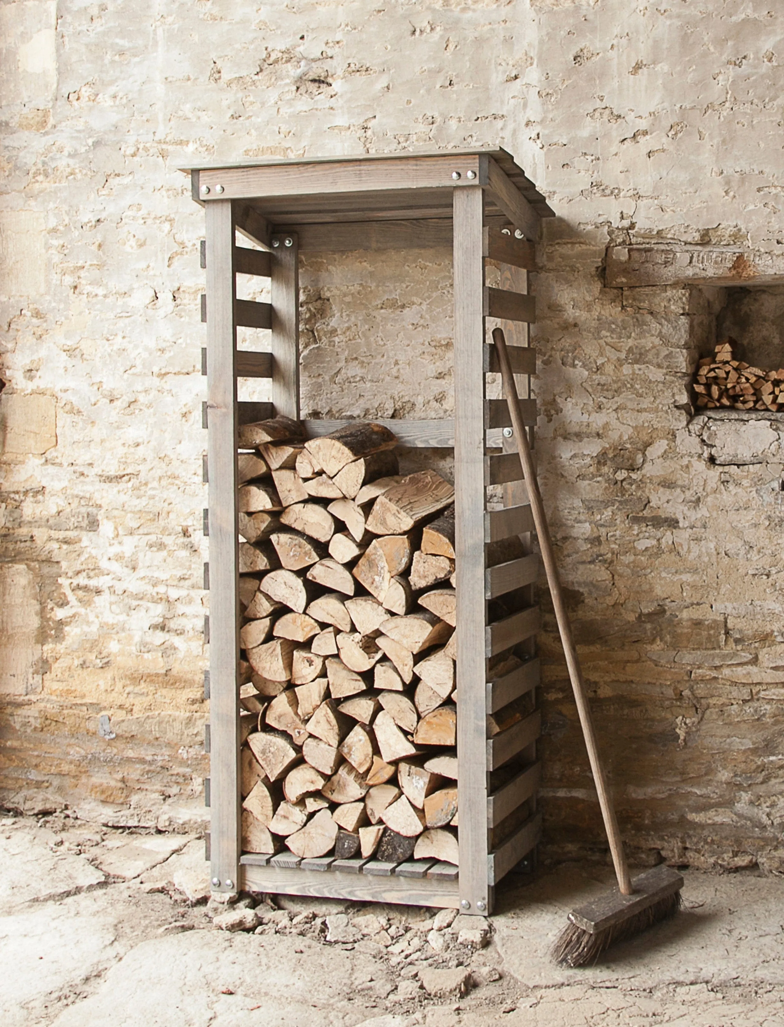 Aldsworth City Log Store