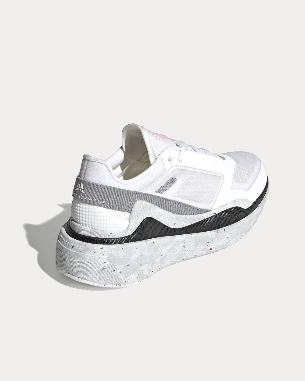Earthlight Mesh Cloud White / Dove Grey / Core Black Low Top Sneakers