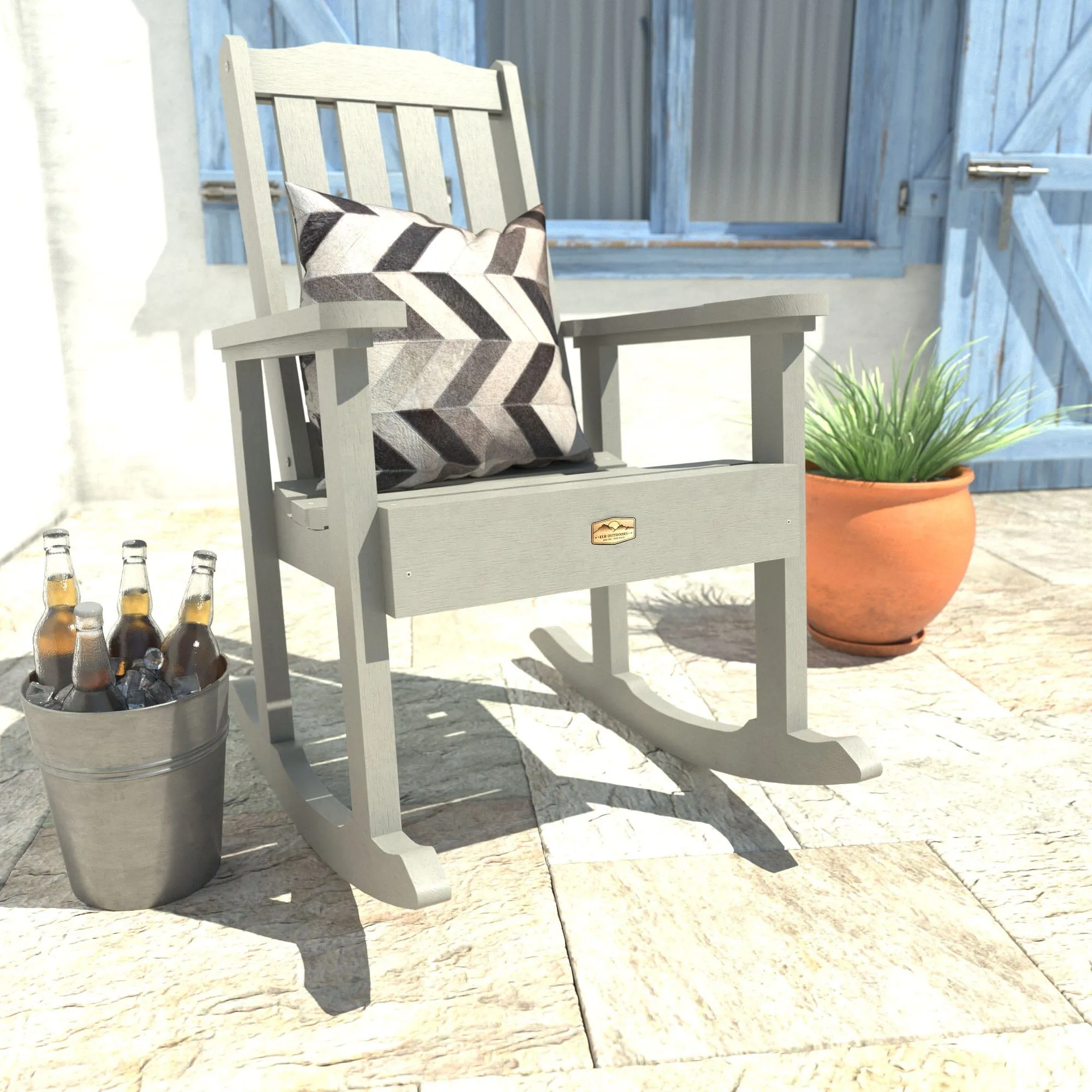 Essential Country Rocking Chair