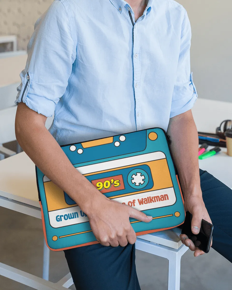 Retro Vibes Laptop Sleeve: A Nod to the 90s - Embrace the Age of Walkman