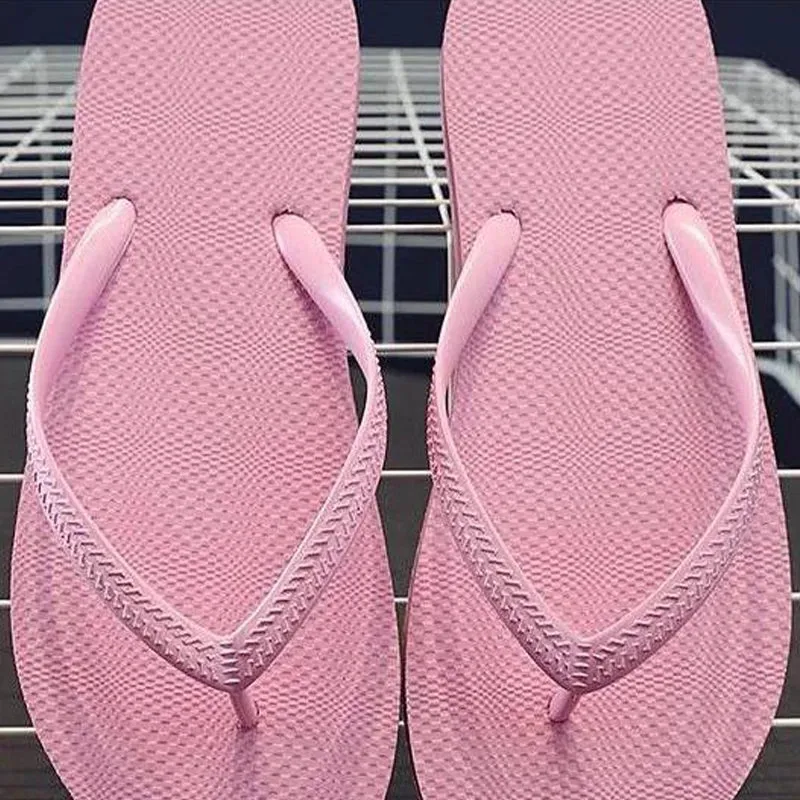 Solid Color Non-slip Leisure Couple Slippers Women Summer Beach Slippers Outdoor Women Flip Flops Breathable Beach Sandals Women